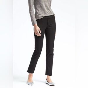 Banana Republic Sloan Fit Black Slim Ankle Pants in Size 2